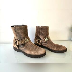 MICHAEL KORS suede leather brown booties. Size 6.5